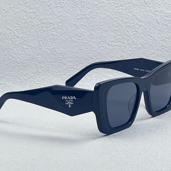 Prada Women’s Sunglasses - Picture 2 of 3